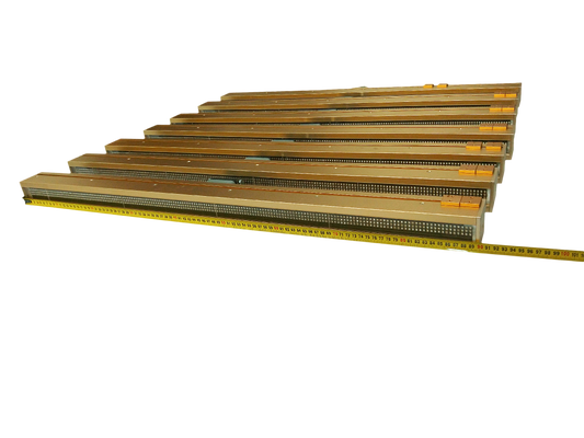Système de durcissement de revêtement optique LED UV multi-longueurs d'onde 365 nm 16 W par cm² refroidi à l'eau pour applications de précision