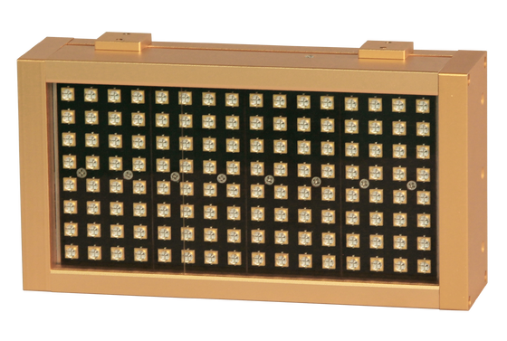 Résistance inébranlable / solution de durcissement UV à haute puissance pour les adhésifs structurels
Durcissement à LED UV à haute intensité pour un collage adhésif plus fort, plus rapide et plus fiable