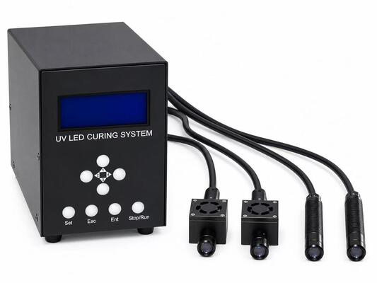 Système de durcissement à spots UV LED multicanal avec une puissance d'irradiation élevée et une faible production de chaleur pour un assemblage de précision