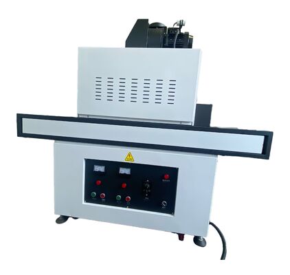 Systèmes de convoyeurs de durcissement UV utilisant la technologie des lampes à mercure pour le séchage constant d'encre UV, de colle, de vernis et d'adhésifs
